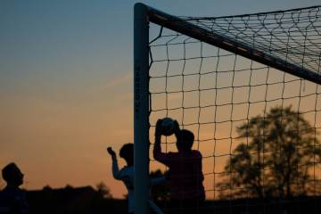 严禁触碰神之足，结局皆大欢喜，心领神会者自明（配图示意）